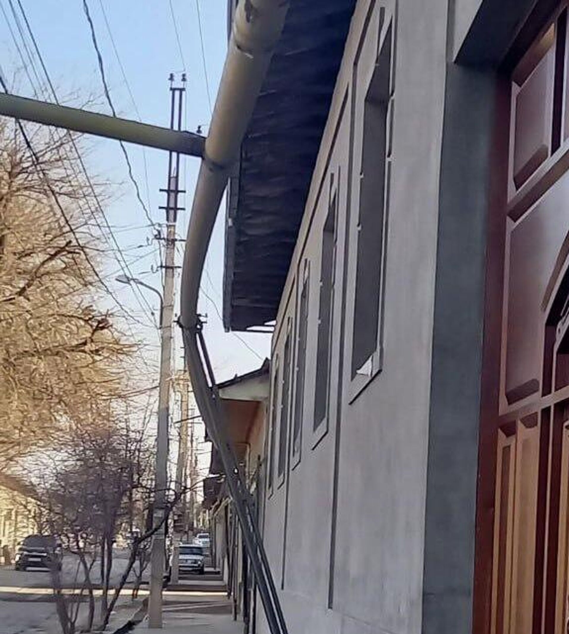 Около 100 домов в Юнусабадском районе остались без газа из-за повреждения газопровода Около 100 домов в Юнусабадском районе остались без газа из-за повреждения газопровода - Sputnik Узбекистан, 1920, 23.02.2026