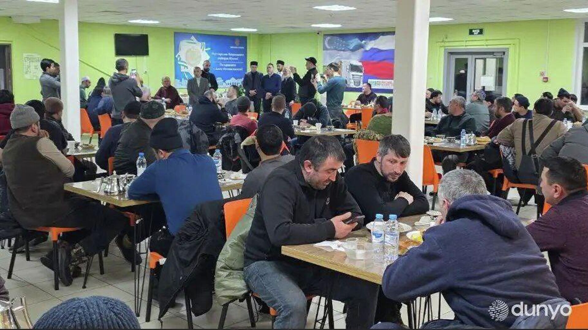 Ифтары для узбекистанцев за рубежом пройдут в более чем 50 городах во время Рамадана - Sputnik Ўзбекистон, 1920, 25.02.2026