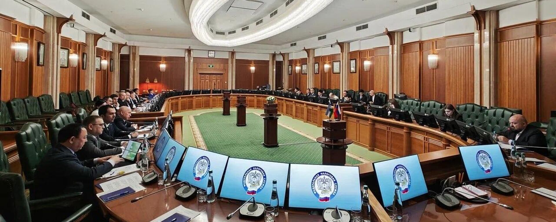 Делегация Налогового комитета изучает опыт российских коллег в Москве - Sputnik Ўзбекистон, 1920, 25.02.2026