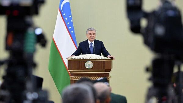 На месторождении 25-летие Независимости найдено научное решение по ликвидации аварии, заявил Шавкат Мирзиёев - Sputnik Узбекистан