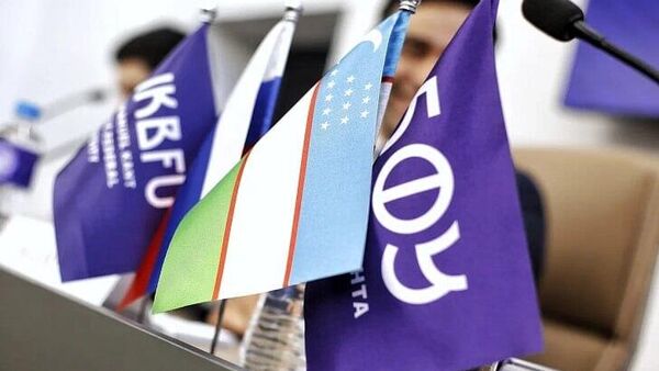 Представители Генконсульства Узбекистана в Санкт-Петербурге встретились со студентами БФУ им - Sputnik Узбекистан