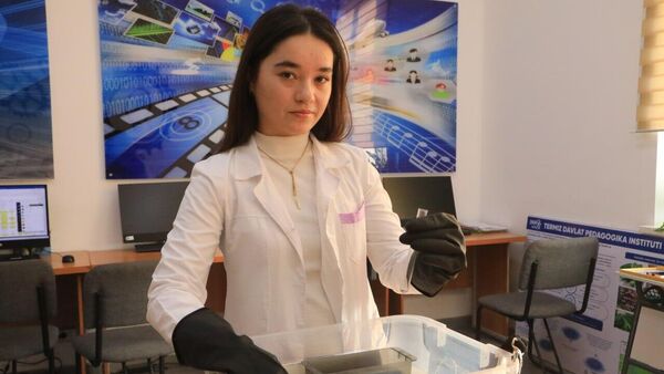 Студентка создала устройство, которое получает яд скорпиона, не убивая его - Sputnik Ўзбекистон