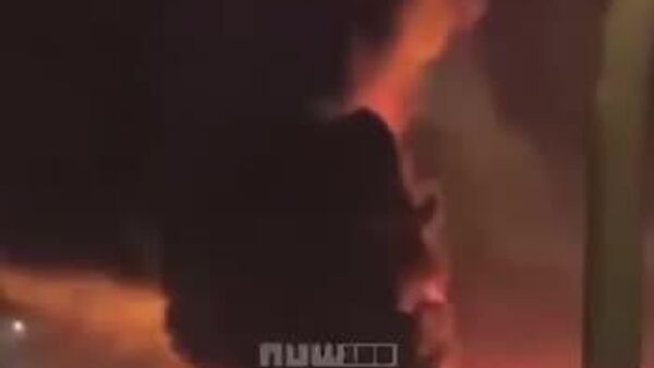 Посольство США в Эр-Рияде охвачено огнем после ударов Ирана, пишут СМИ и публикуют соответствующие кадры - Sputnik Узбекистан