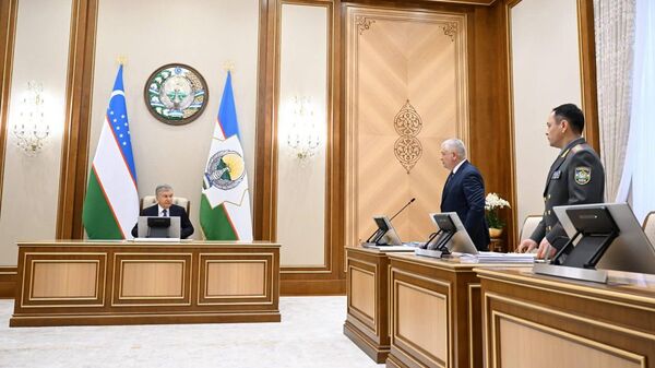 Президент провел совещание по вопросам укрепления обороноспособности страны - Sputnik Ўзбекистон