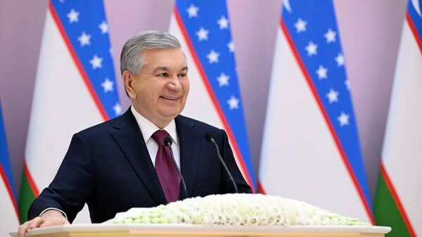 Shavkat Mirziyoyev vruchil gosudarstvennie nagradi na torjestvennoy seremonii po sluchayu Mejdunarodnogo jenskogo dnya. - Sputnik O‘zbekiston