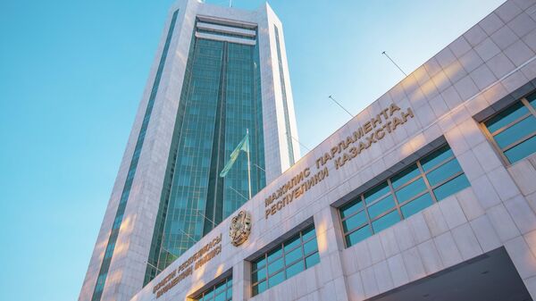 Tovarooborot Kazaxstana so stranami YeAES previsil 27 mlrd dollarov - Sputnik O‘zbekiston