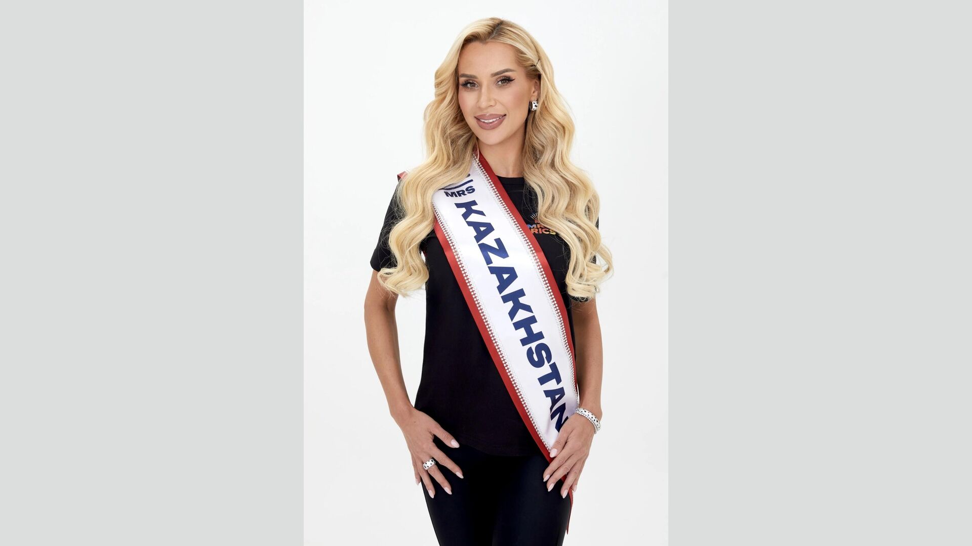 V Kazani zavershilsya perviy v istorii mejdunarodniy konkurs krasoti Miss BRIKS-2026 - Sputnik O‘zbekiston, 1920, 08.03.2026