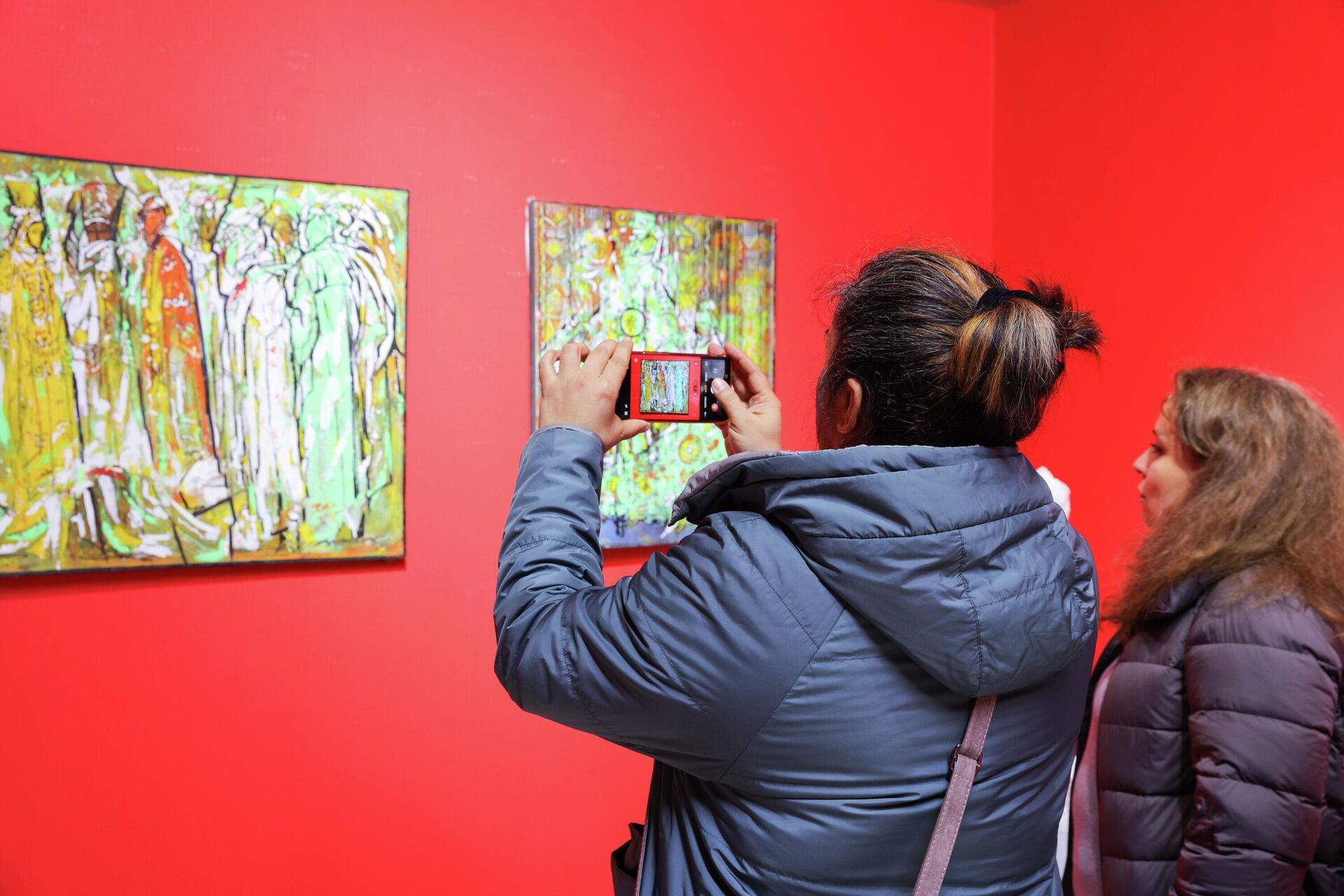 Рассом Aзамат Хатамовнинг “Муза” кўргазмаси - Sputnik Ўзбекистон, 1920, 10.03.2026