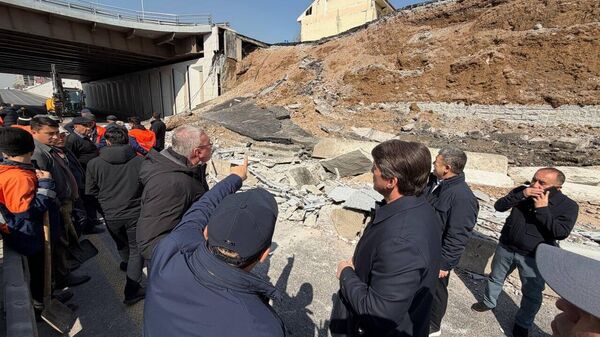 На тоннельном проезде в Ташкенте произошло обрушение одного из участков подпорной стены - Sputnik Ўзбекистон