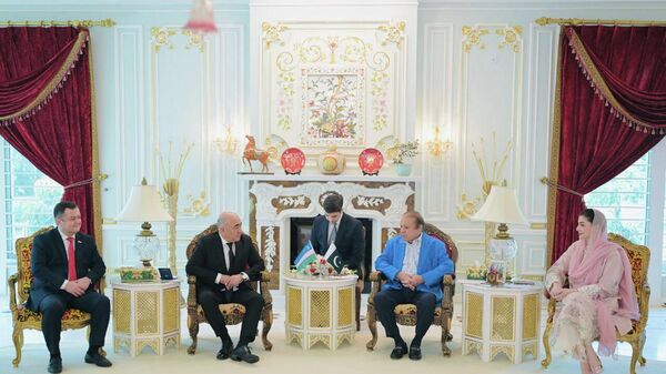 Тошкент вилояти ҳокими Зойир Мирзаев бошчилигидаги делегация Покистоннинг Лаҳор шаҳрига амалий ташриф билан борди - Sputnik Ўзбекистон