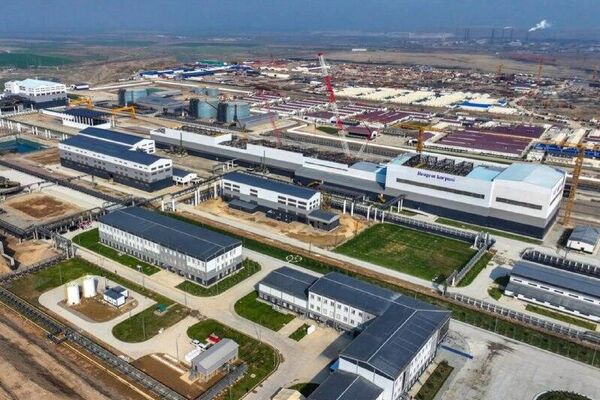 Узбекистан совместно с Россией запустил крупнейшую в ЦА медно-обогатительную фабрику в Алмалыке - Sputnik Узбекистан