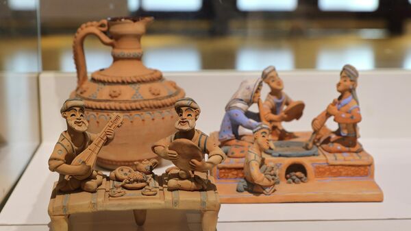 Выставка От мастерства к совершенству - Sputnik Узбекистан