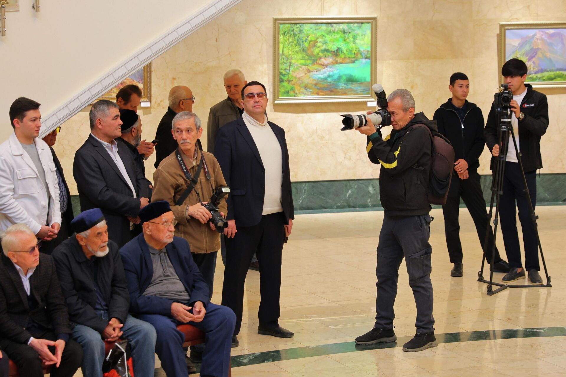 “Mahoratdan komillik sari” ko‘rgazmasi - Sputnik O‘zbekiston, 1920, 19.03.2026