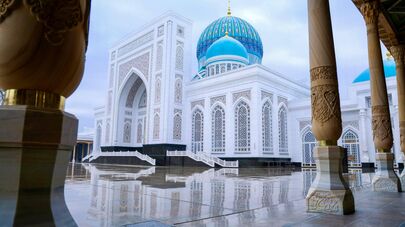 Президент Шавкат Мирзиёев посетил комплекс Имама Бухари в Самаркандской области