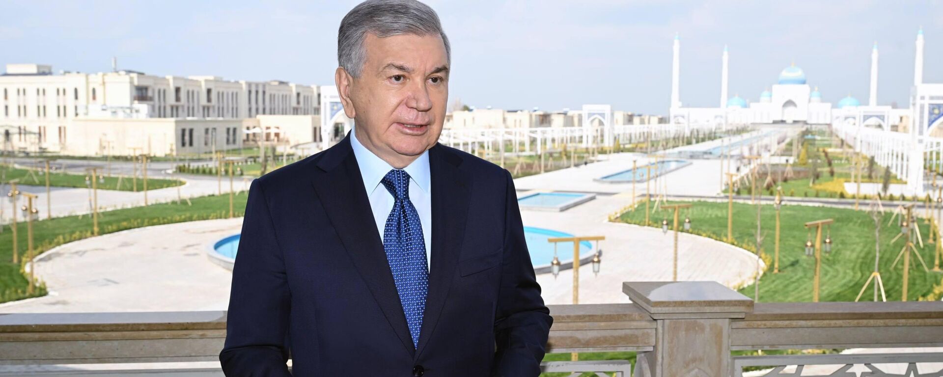 Prezident Shavkat Mirziyoyev posetil kompleks Imama Buxari v Samarkandskoy oblasti - Sputnik O‘zbekiston, 1920, 19.03.2026