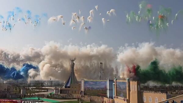 В парке Янги Узбекистон с участием Шавката Мирзиёева началось торжественное мероприятие по случаю всенародного праздника Навруз - Sputnik Узбекистан