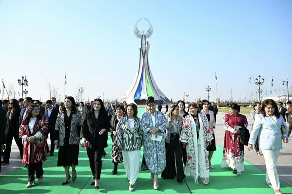 Янги Ўзбекистон боғида Наврўз тантанаси - Sputnik Ўзбекистон