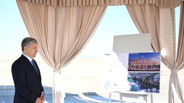 Президент Узбекистана ознакомился с проектом музыкального фонтана в Новом Ташкенте - Sputnik Узбекистан