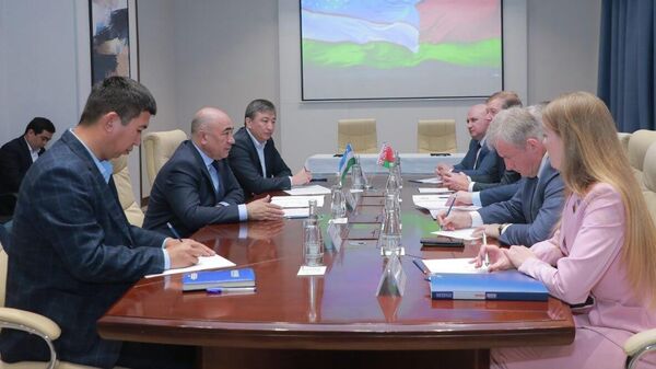 Хокимият Ташкентской области и Гомельский областной исполком подписали протокол - Sputnik Ўзбекистон