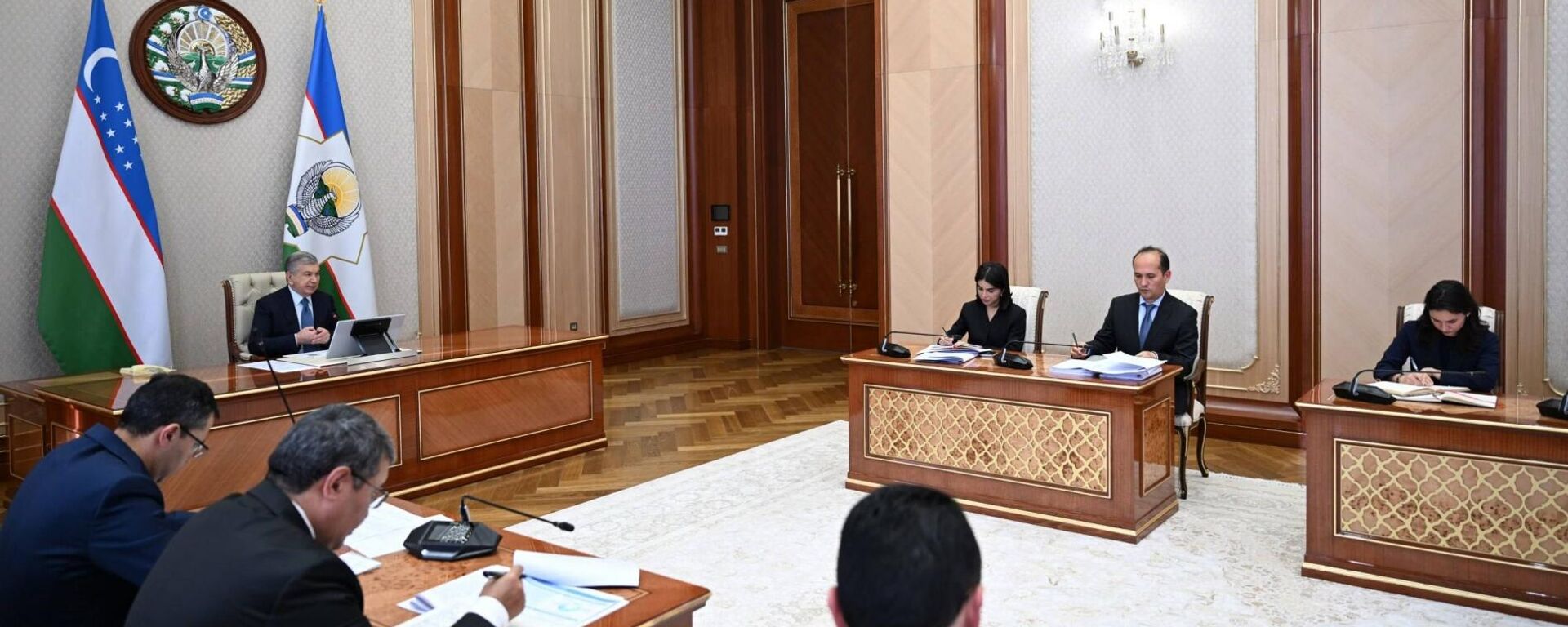 Президенту представлены новые инициативы в области финансов и цифровых технологий  - Sputnik Ўзбекистон, 1920, 26.03.2026