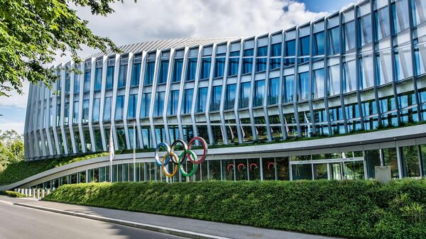 MOK zapretil transgenderam uchastvovat v jenskix sorevnovaniyax na Olimpiade - Sputnik O‘zbekiston