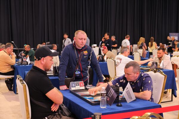 В Ташкенте стартовал международный турнир по нардам Asian Grand Prix 2026 - Sputnik Узбекистан