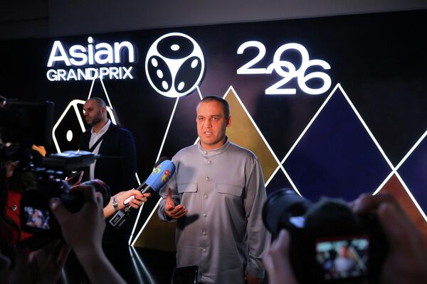 Халқаро нарда федерацияси президенти Умар Кремлёв турнир иштирокчиларини табриклади - Sputnik Ўзбекистон