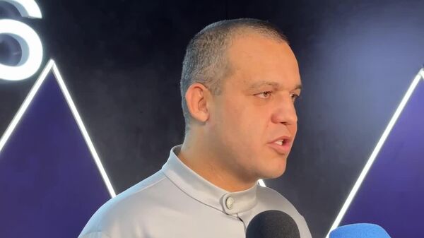 Спортивным чиновникам нужно повернуться к спортсменам лицом, а не одним местом — Кремлев - Sputnik Узбекистан