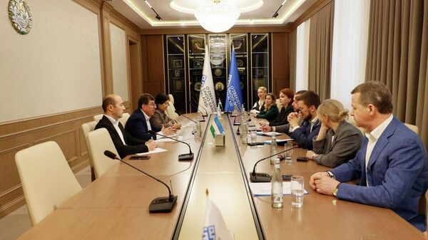 Узбекистан и Тюменская область РФ укрепляют промышленное и инвестиционное сотрудничество - Sputnik Узбекистан