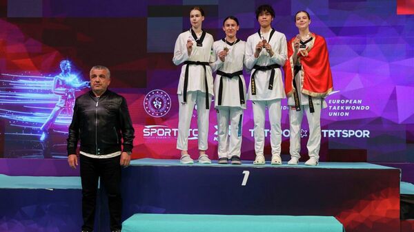 Наши таэквондистки завоевали 3 медали на Turkish Open - Sputnik Узбекистан