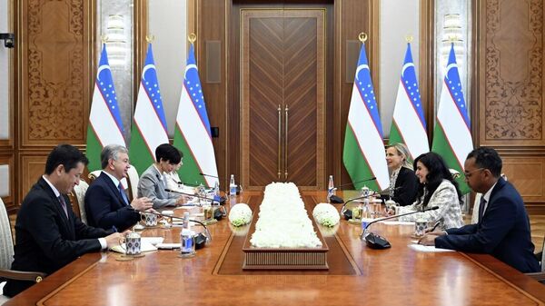 В Узбекистане к 2030 году планируют довести число туристов до 20 млн - Sputnik Узбекистан