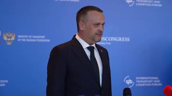 Узбекистан – очень важный транспортный партнер для России - Sputnik Узбекистан