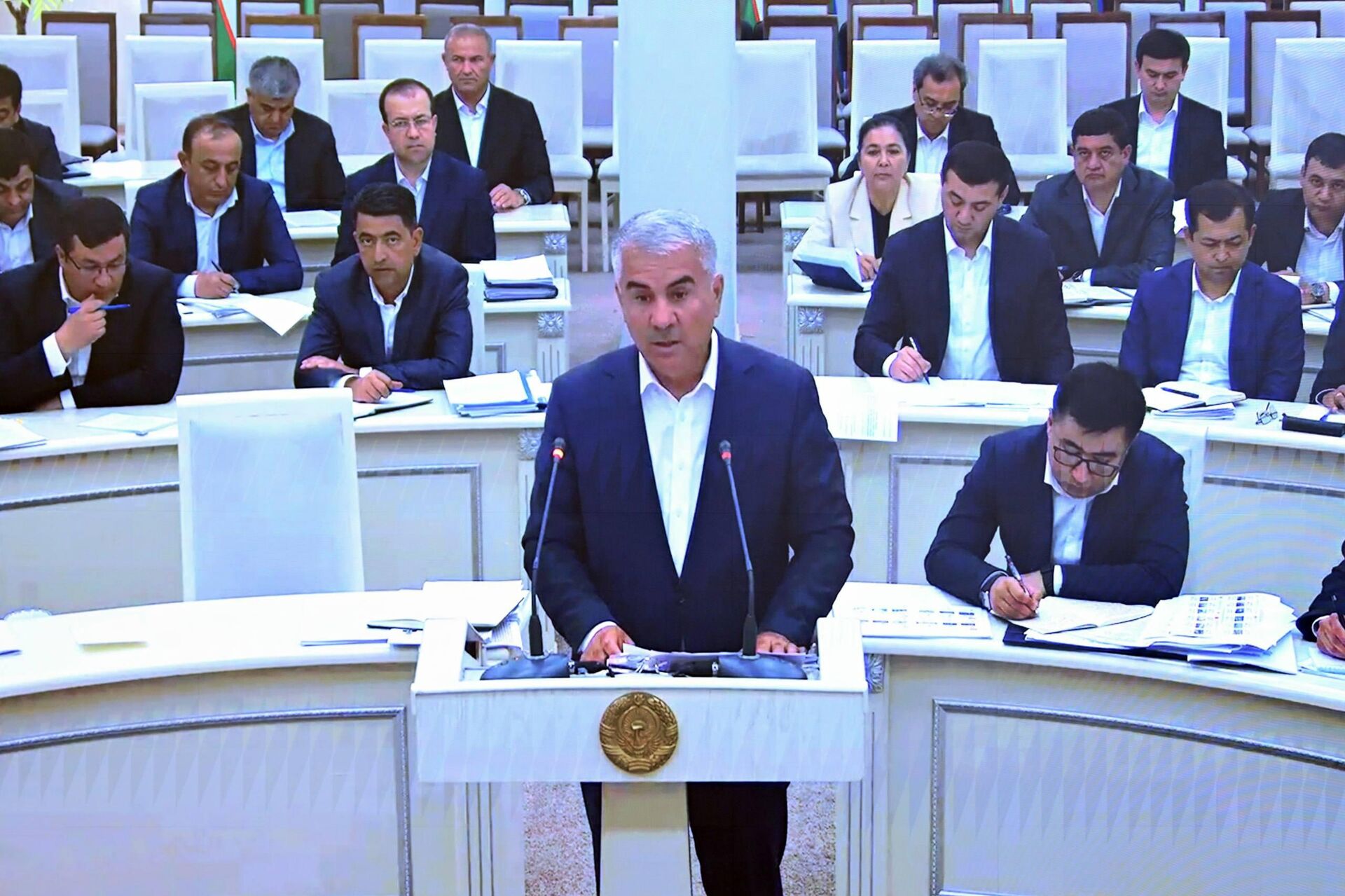 Президент Шавкат Мирзиёев провел совещание, посвященное результативности проводимых реформ в Бухарской области - Sputnik Узбекистан, 1920, 03.04.2026