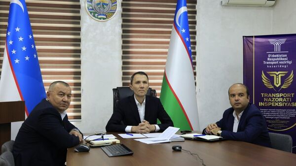 В Санкт-Петербурге проходит международный транспортно-логистический форум - Sputnik Узбекистан