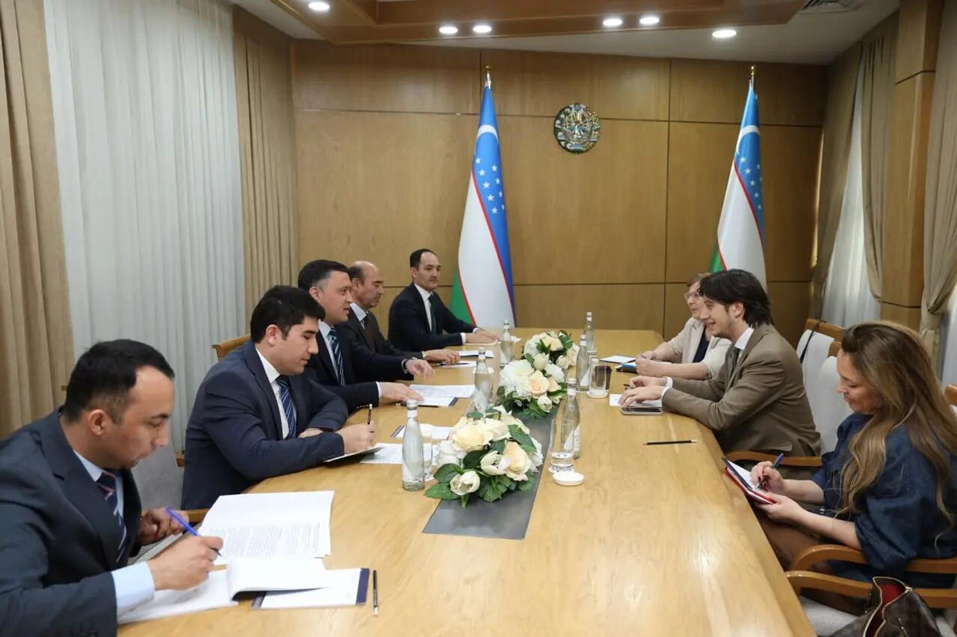 Зампред Комитета по туризму Узбекистана провел переговоры с замминистра культуры Сербии. - Sputnik Узбекистан, 1920, 04.04.2026