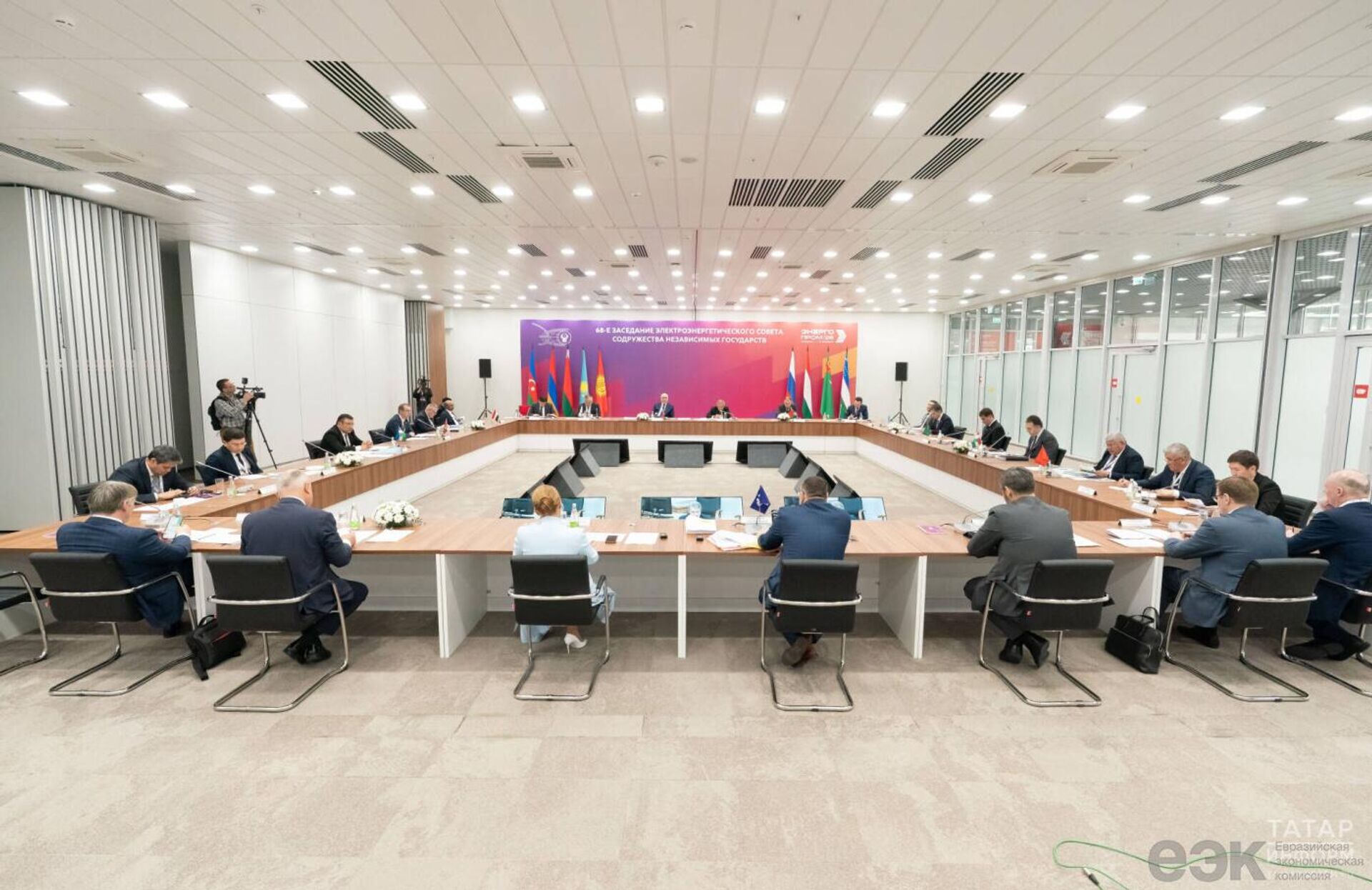 68-е заседание Электроэнергетического Совета СНГ в Казани. - Sputnik Узбекистан, 1920, 04.04.2026