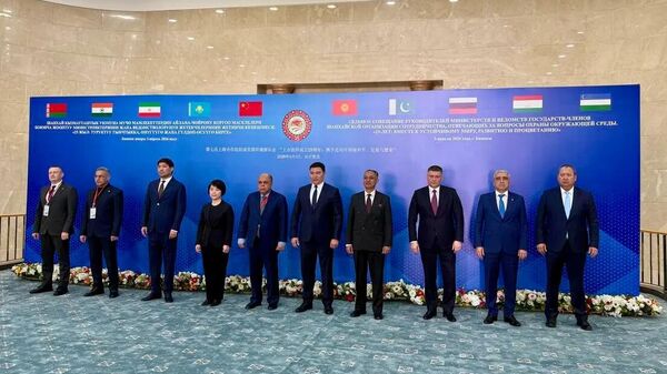 Uzbekistan vidvinul novie initsiativi po klimatu i ekologii v ShOS - Sputnik O‘zbekiston