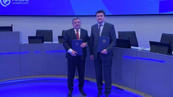 Подписан меморандум о сотрудничестве между Алмалыкским филиалом НИТУ МИСИС и ГК Цифра - Sputnik Узбекистан