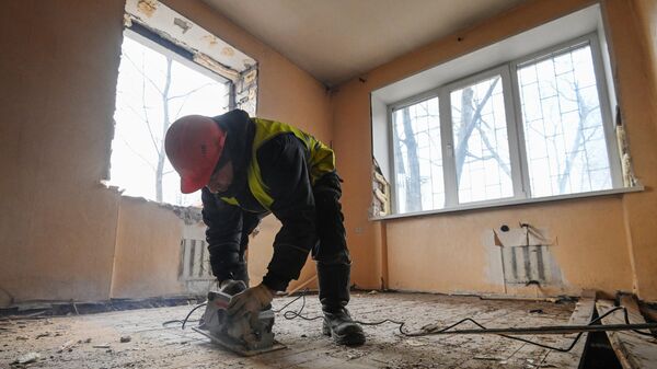 Снос жилого дома по программе реновации  - Sputnik Узбекистан