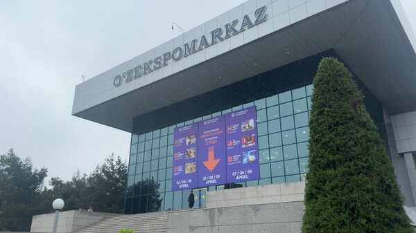 Zdanie Uzekspotsentra - Sputnik O‘zbekiston