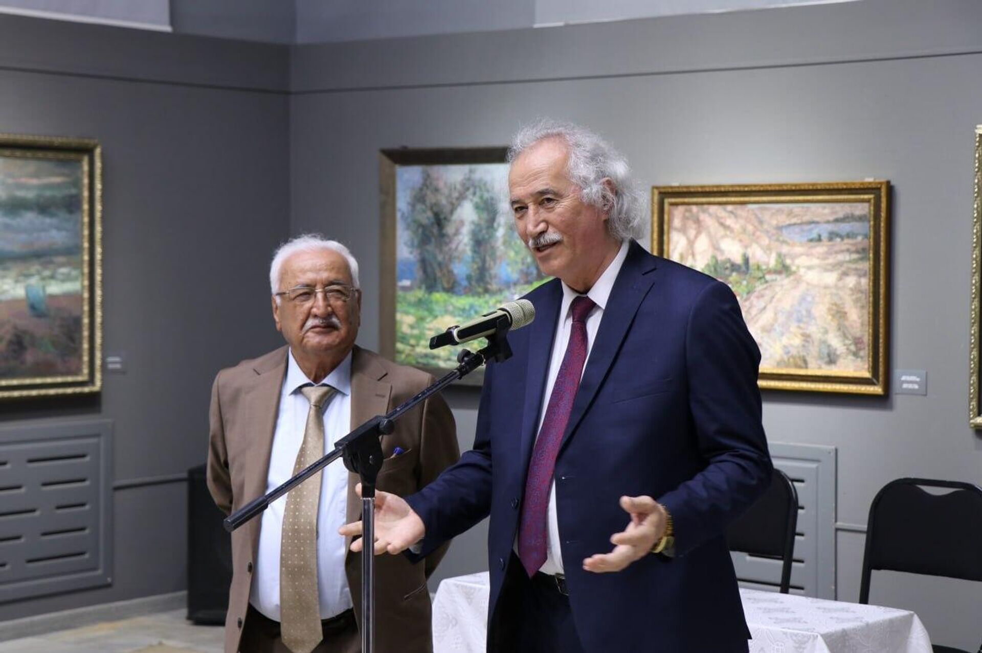 Выставка кыргызского художника Талгата Миррахимова - Sputnik Узбекистан, 1920, 08.04.2026