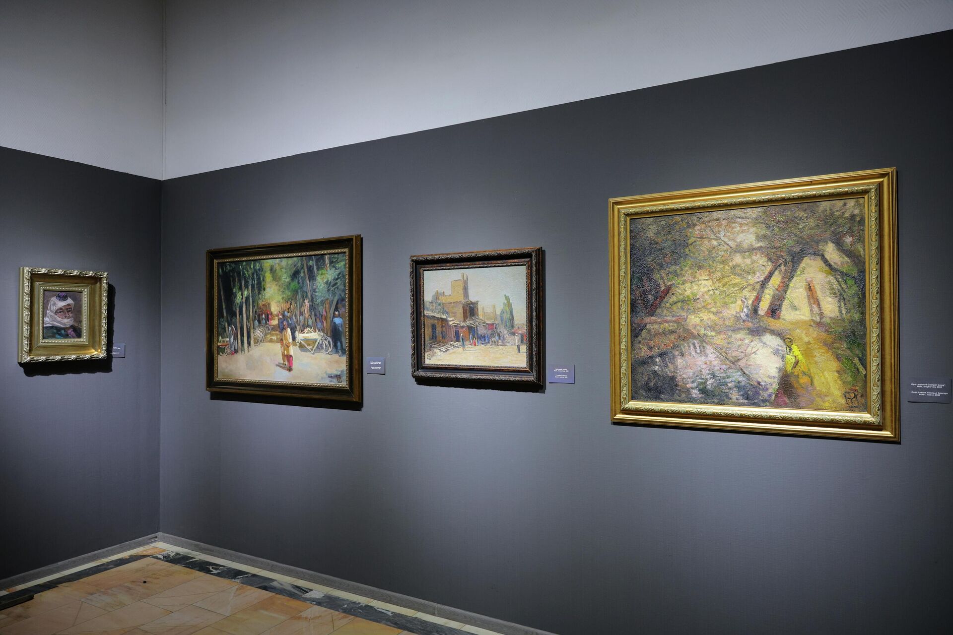 Выставка кыргызского художника Талгата Миррахимова - Sputnik Узбекистан, 1920, 08.04.2026