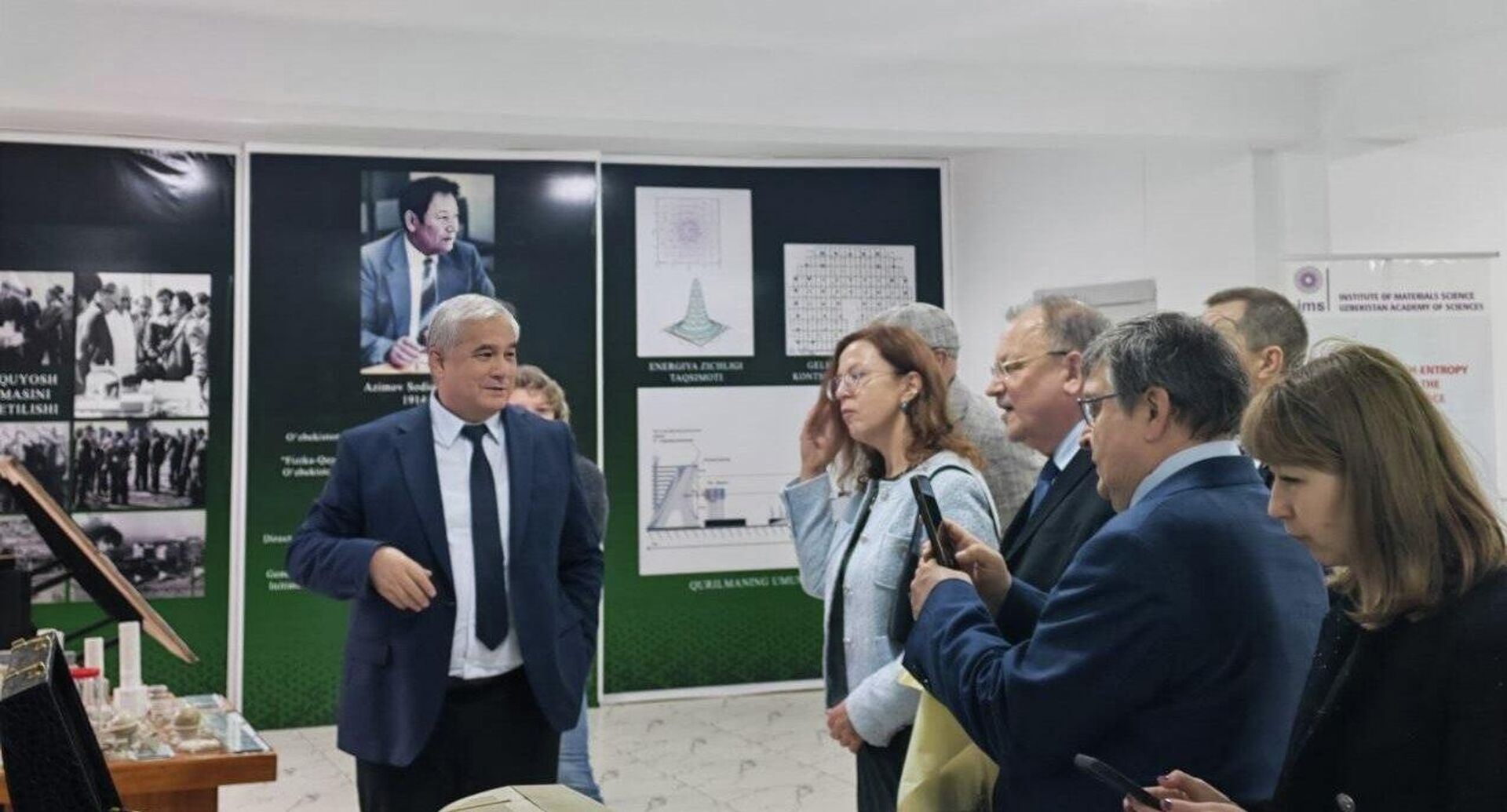 Научная интеграция: узбекские и российские ученые обсуждают перспективные направления материаловедения - Sputnik Узбекистан, 1920, 10.04.2026