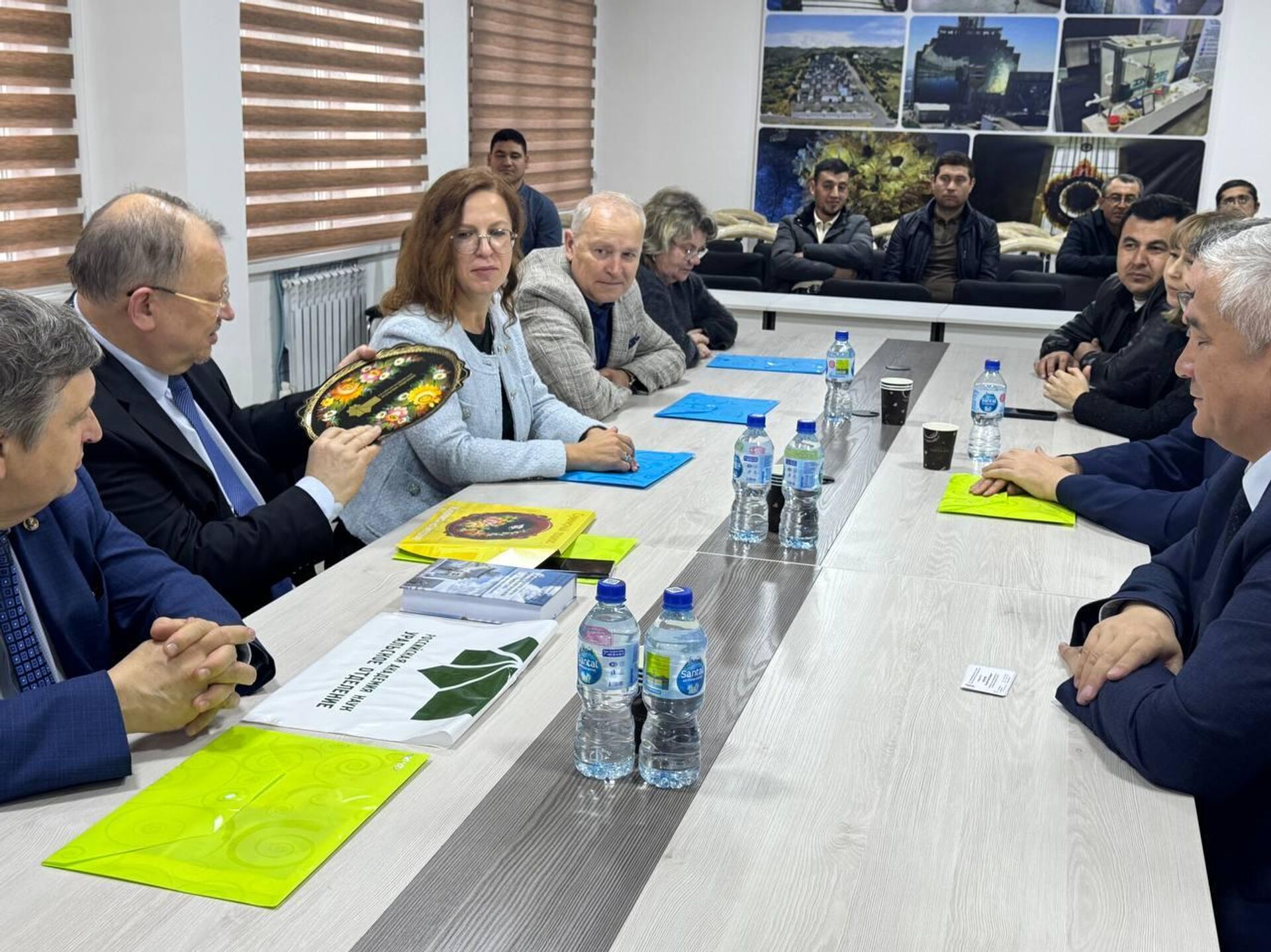 Научная интеграция: узбекские и российские ученые обсуждают перспективные направления материаловедения - Sputnik Узбекистан, 1920, 10.04.2026