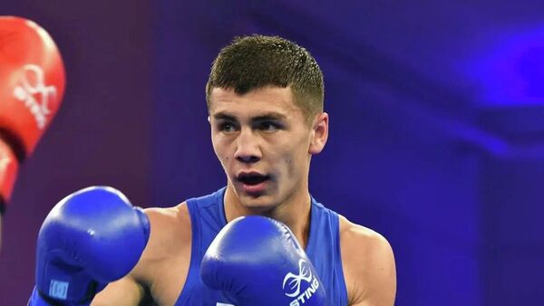 Фазлиддин Эркинбоев  на чемпионате Азии по боксу в Монголии - Sputnik Узбекистан