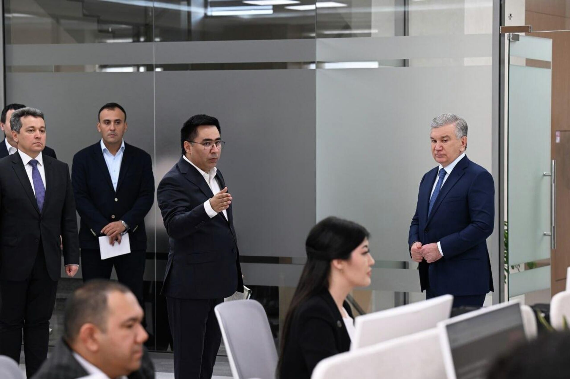 Шавкат Мирзиёев ознакомился с созидательной работой в новом административном центре Бухарской области. - Sputnik Узбекистан, 1920, 11.04.2026