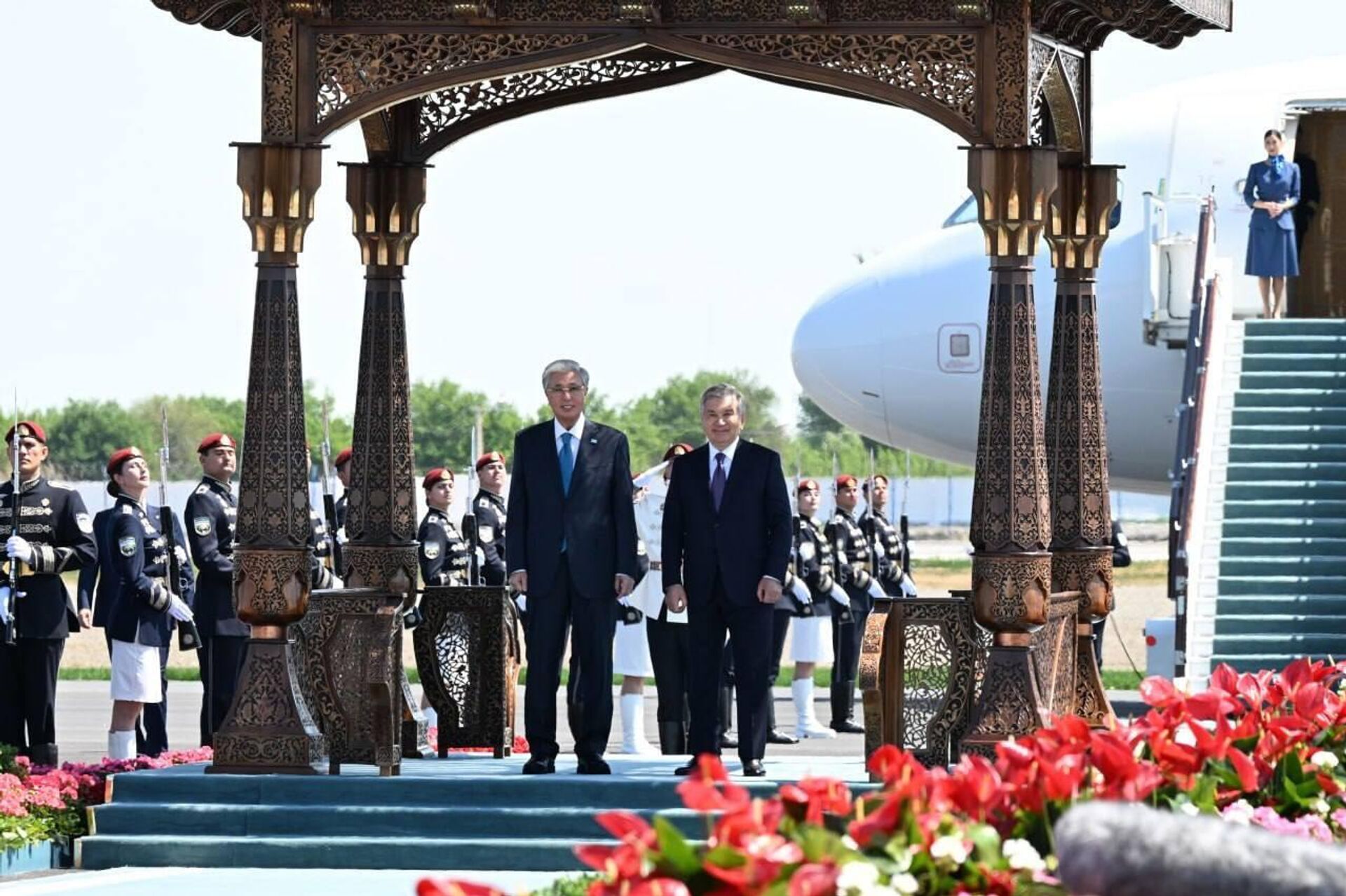 Токаев приехал в Бухару - Sputnik Узбекистан, 1920, 11.04.2026