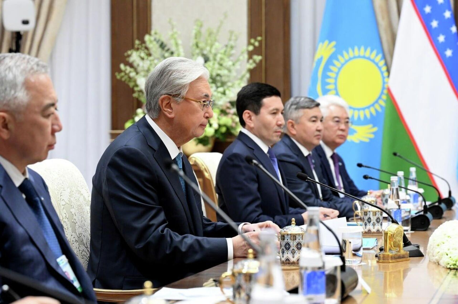 В Бухаре состоялась встреча президентов Узбекистана и Казахстана. - Sputnik Узбекистан, 1920, 11.04.2026