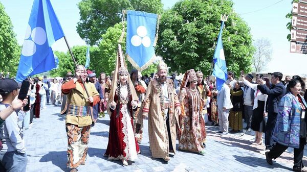 В Самарканде проходит театральный фестиваль Образ Амира Темура на сцене - Sputnik Узбекистан