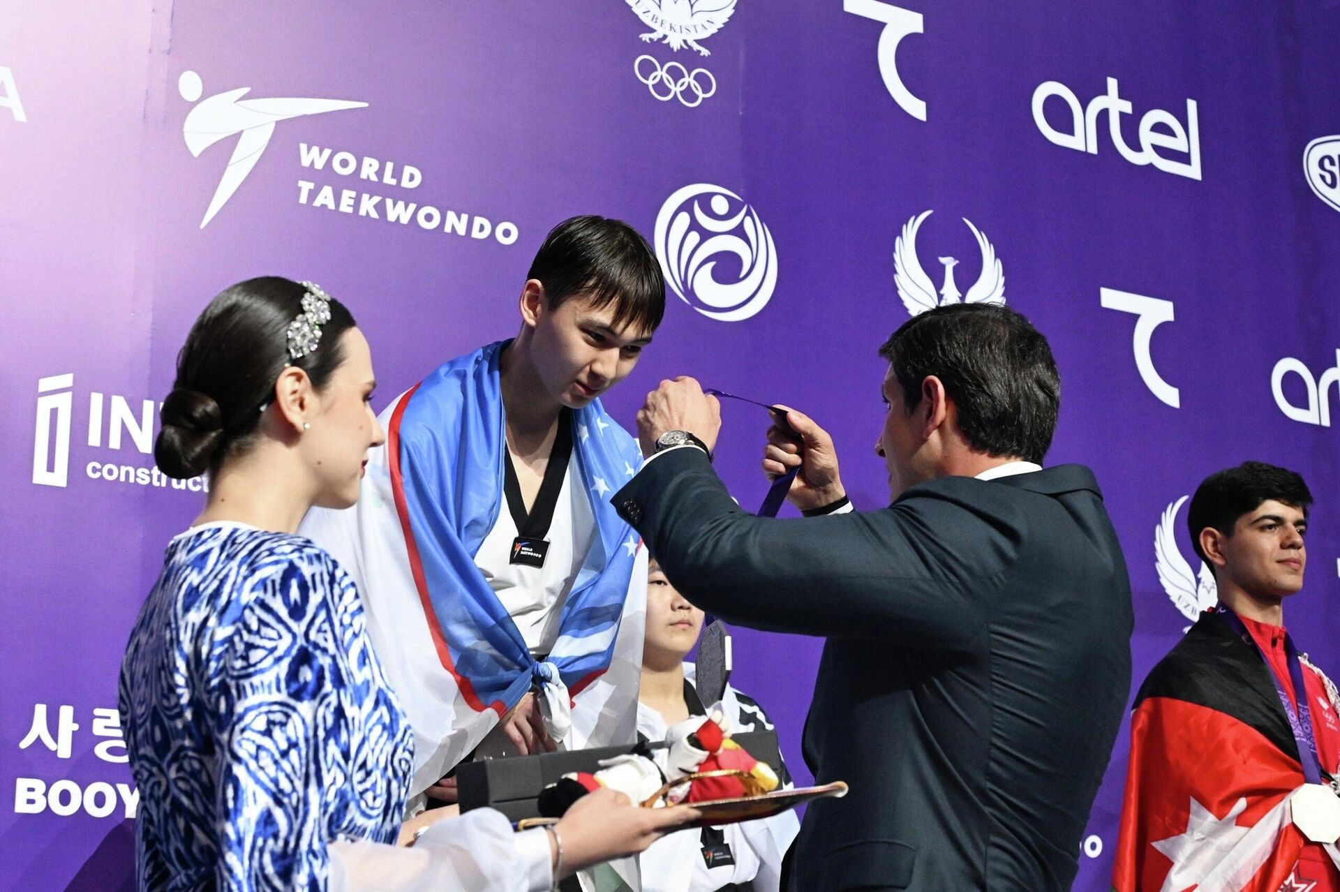 Состоялась церемония открытия чемпионата мира по таэквондо WT среди молодёжи  - Sputnik Узбекистан, 1920, 13.04.2026